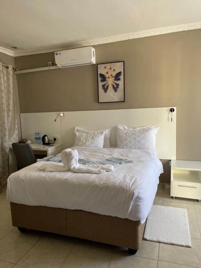 Legends Executive Lodge Choma Exterior foto